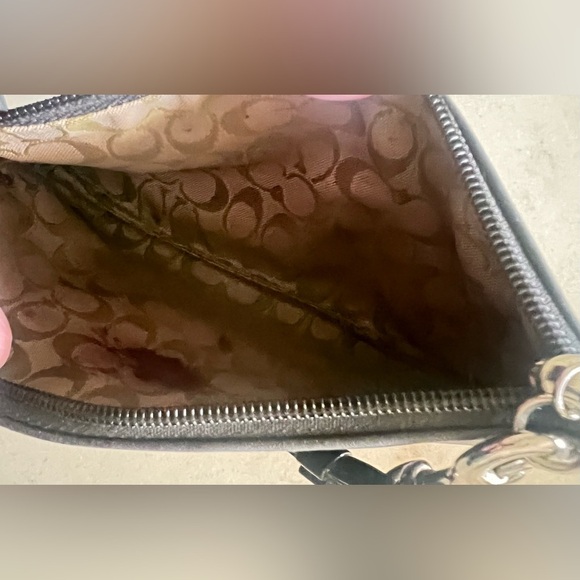 COACH LEATHERWARE LEATHER WRISTLET BLACK - Picture 12 of 12